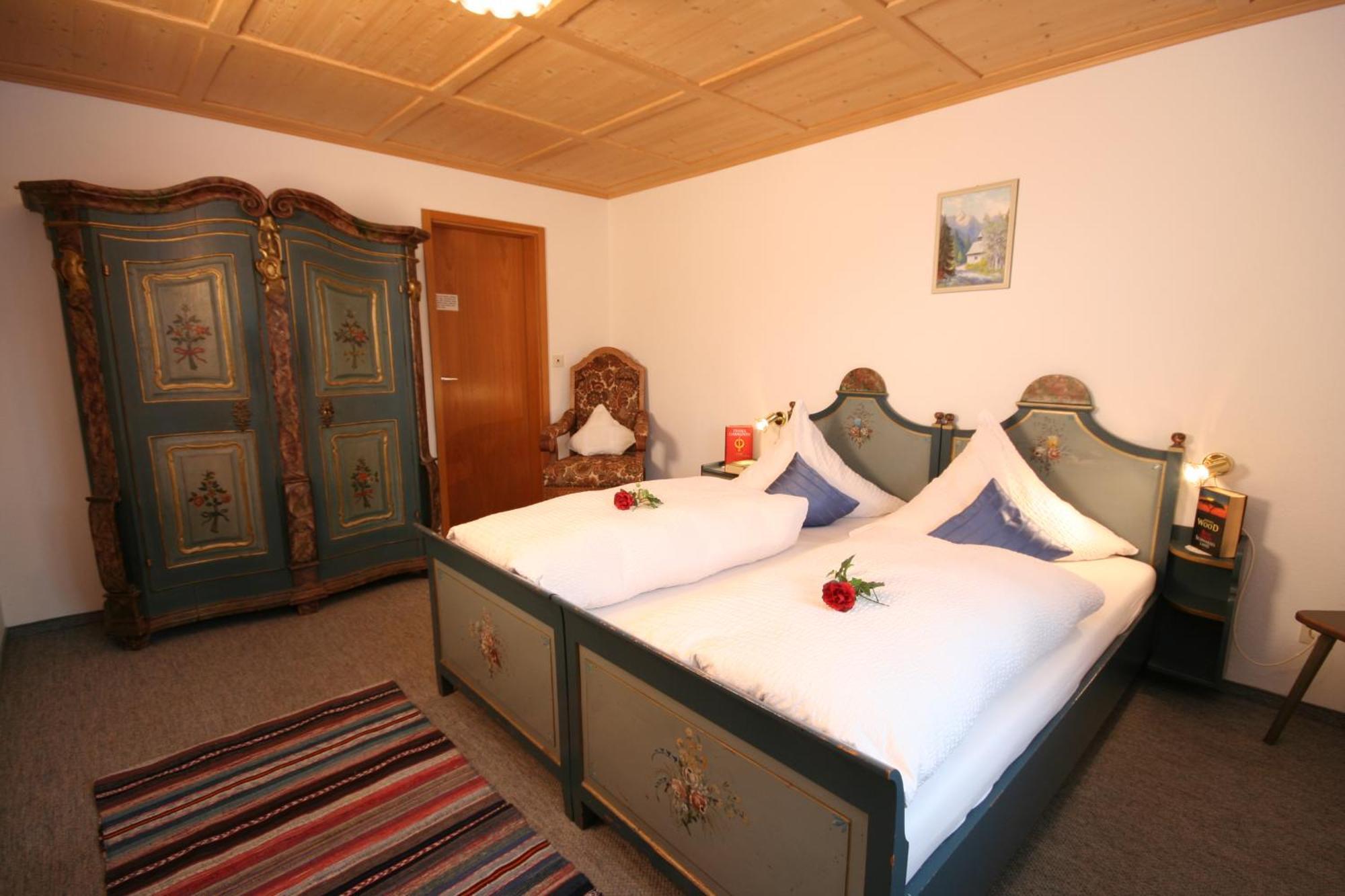 Ferienwohnungen Hennenmuehle Bad Hindelang Chambre photo